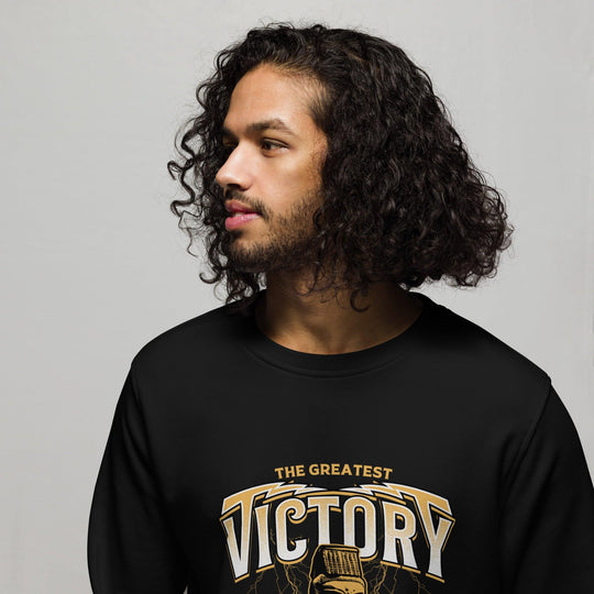 Organic Sweatshirt: "The greatest victory is that which requires no battle." (Tzu) - LeadershipQuotes.com