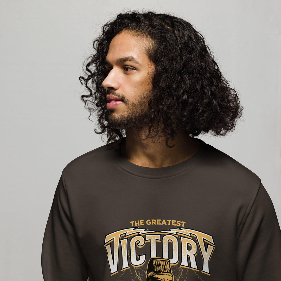 Organic Sweatshirt: "The greatest victory is that which requires no battle." (Tzu) - LeadershipQuotes.com